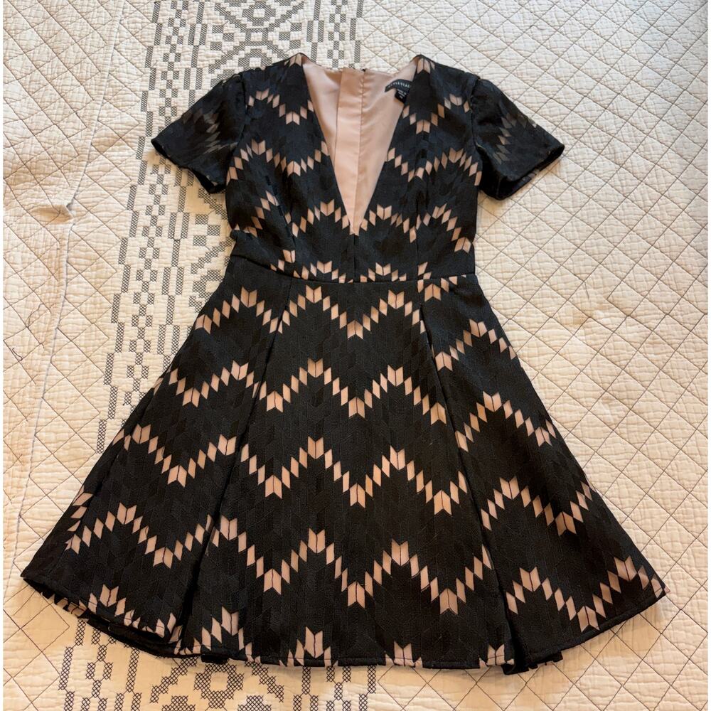 Stylestalker Deep V Short Sleeve A Line Cocktail Dress XS